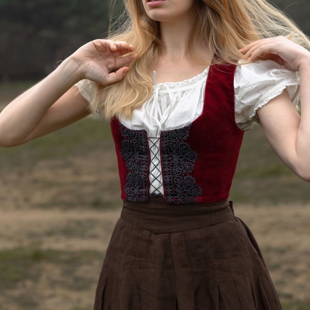❗️ISO❗️ Voriagh Daria Velvet Bustier Corset Burgundy Size Medium